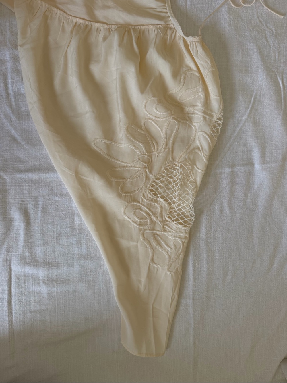 H&M Cream Boho Mini Crochet Embroidered Balloon Sleeves - Picture 12 of 12